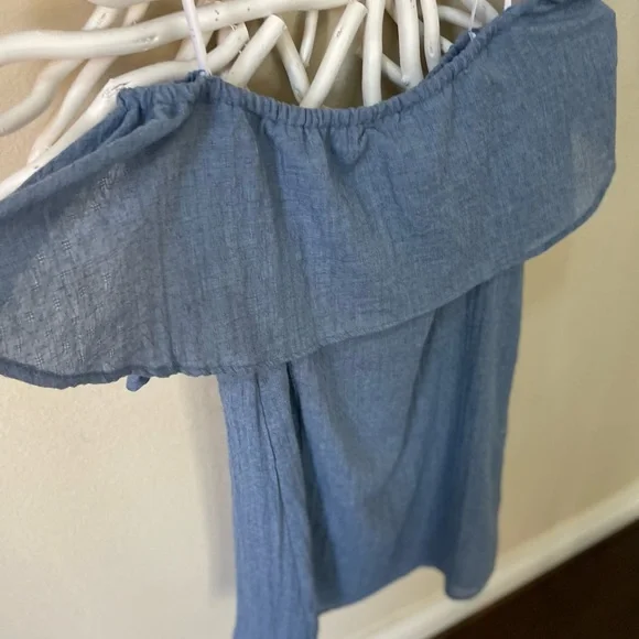 Lulus chambray off shoulder dress - Picture 3 of 7